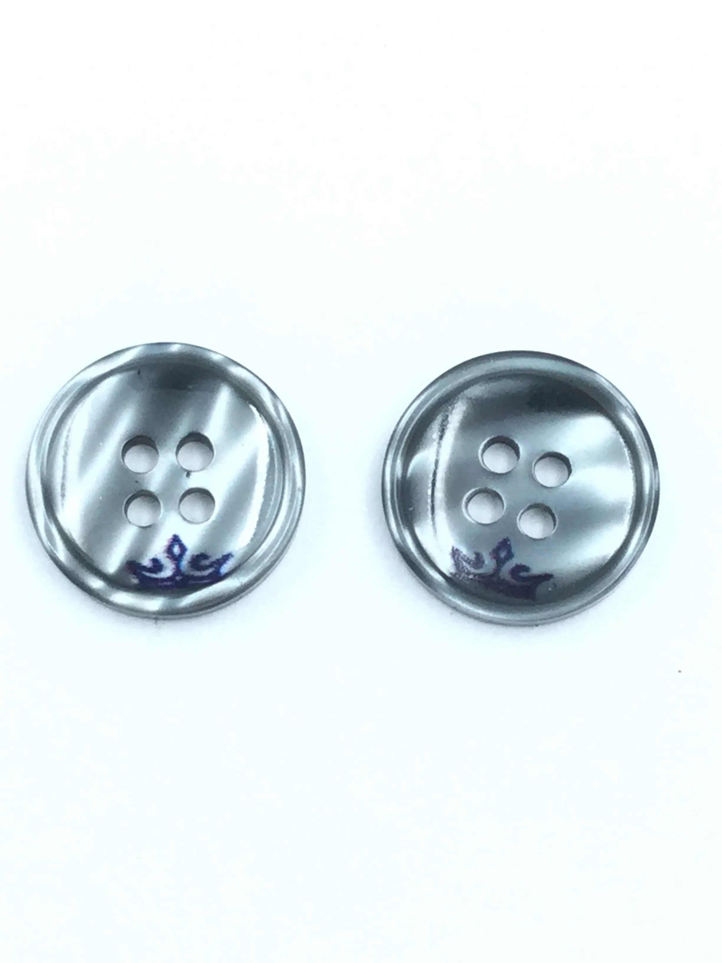 Ash 4-Hole Circular Plastic Shirt Buttons