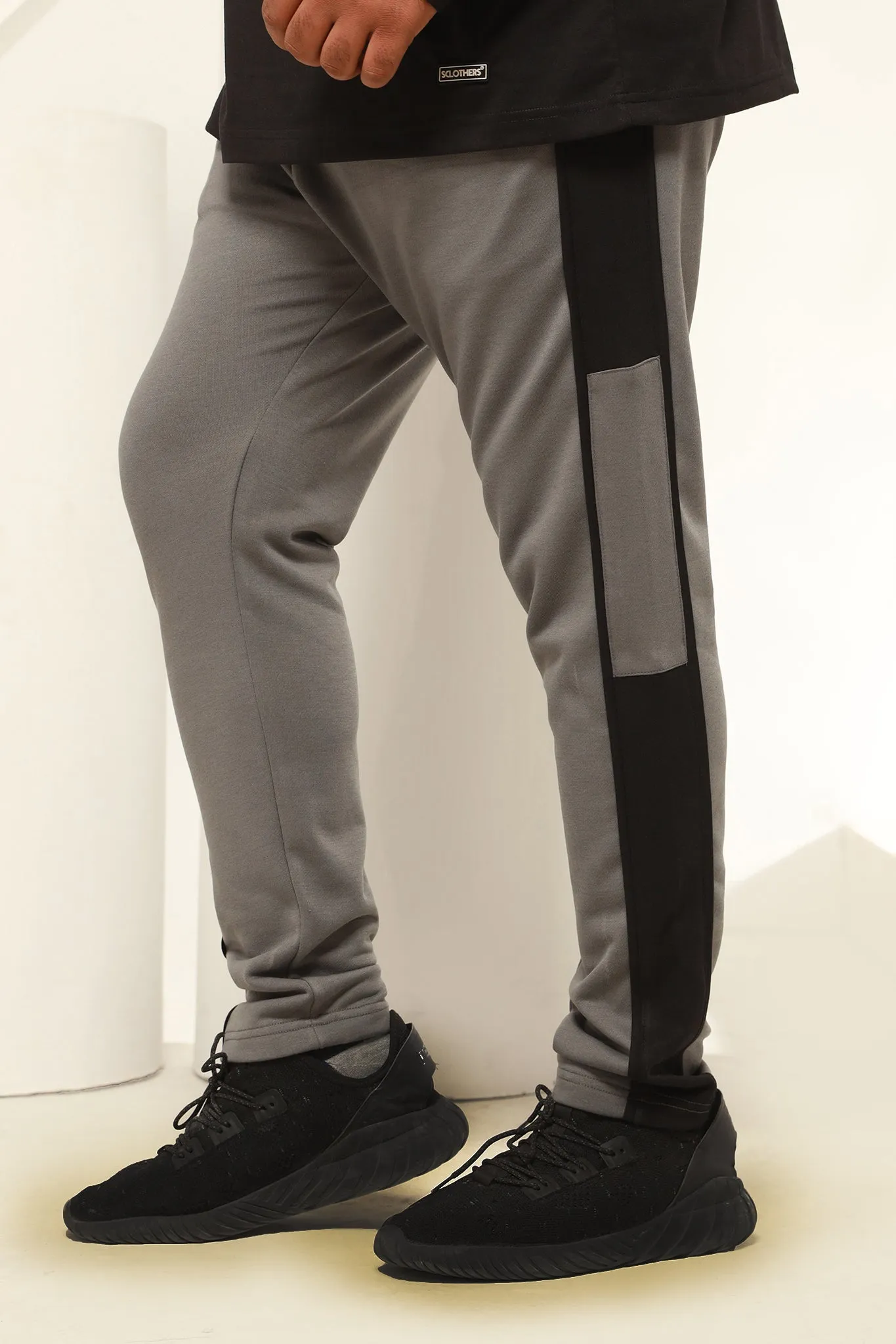 STRIPED GRAY TAPERED TROUSERS (PLUS SIZE) - W20 - MTR008P