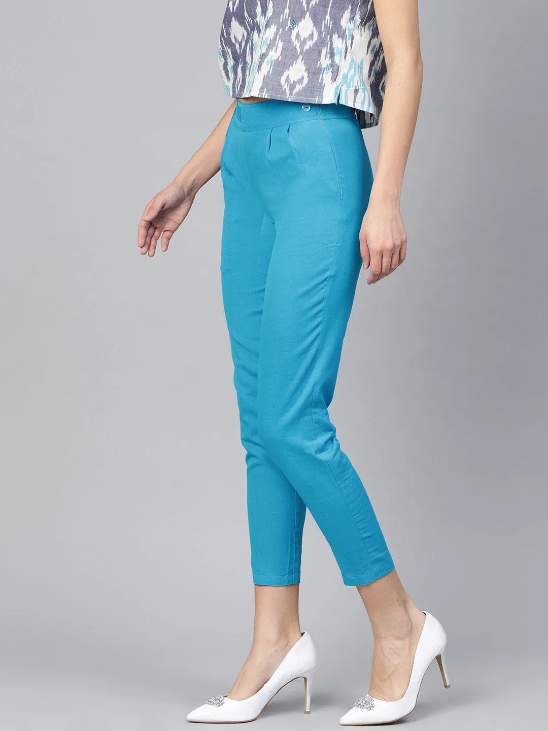 Women Blue Solid High-Rise Cropped Trousers